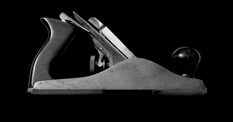 What is a Block Plane and How to Use it Correctly: End Grain Mastery
