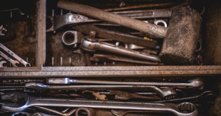 Proper Ways to Store Hand Tools to Prevent Rust: Lock Out Moisture Forever